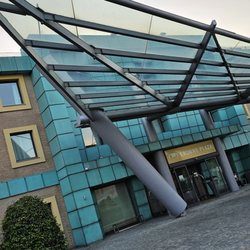 Crowne Plaza Milan-Malpensa Airport - Hotel front.