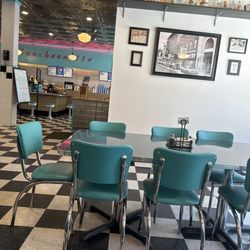 Burleigh's Luncheonette