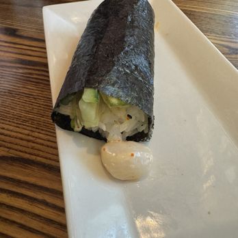 Takumi Sushi - spicy scallop hand roll - Japanese Near Me - Costa Mesa, California