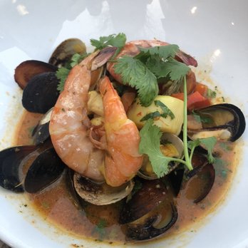 LaSalette Restaurant - Caldeirada - portuguese Fisherman 's Stew - Portuguese Near Me - Sonoma, California LaSalette Restaurant - Caldeirada - portuguese Fisherman 's Stew - Portuguese Near Me - Sonoma, California