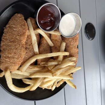 The Lookout - Chicken tenders - Wine Bars Near Me - Chesterton, Indiana
