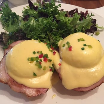 Sarabeth's - Classic eggs Benedict - Breakfast & Brunch Near Me - New York, New York Sarabeth's - Classic eggs Benedict - Breakfast & Brunch Near Me - New York, New York