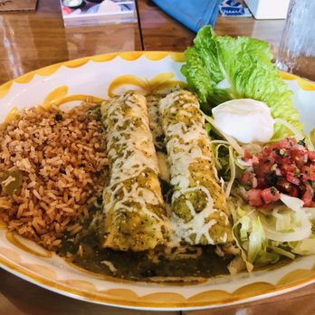Lupe Tortilla Mexican Restaurant - Green chili chicken Enchiladas - Mexican Near Me - Irving, Texas Lupe Tortilla Mexican Restaurant - Green chili chicken Enchiladas - Mexican Near Me - Irving, Texas