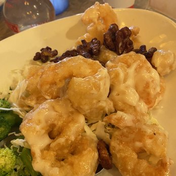 Dumpling Inn - Walnut shrimp - Chinese Near Me - San Diego, California Dumpling Inn - Walnut shrimp - Chinese Near Me - San Diego, California