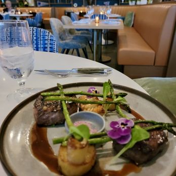 ARLO - New American Near Me - San Diego, California