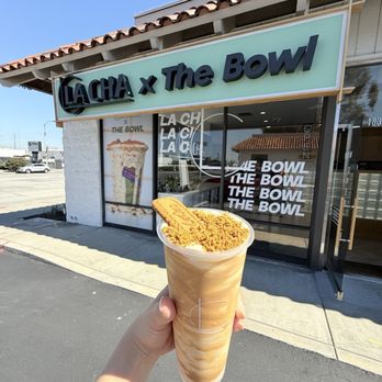 La Cha - Biscoff Shake - Bubble Tea Near Me - Hawthorne, California