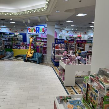 Macy's - Department Stores Near Me - Cherry Hill, New Jersey