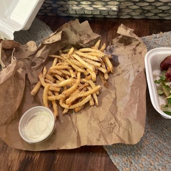 Big Buns - $10 PARMESAN TRUFFLE FRIES, super small serving - Burgers Near Me - Arlington, Virginia