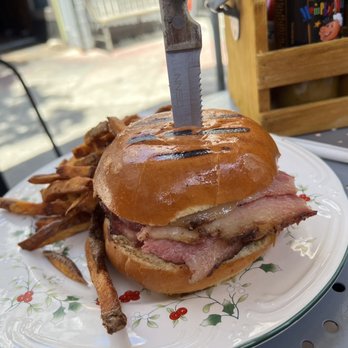 Memphis Minnie's - Pastrami Sandwich - Barbeque Near Me - San Francisco, California Memphis Minnie's - Pastrami Sandwich - Barbeque Near Me - San Francisco, California