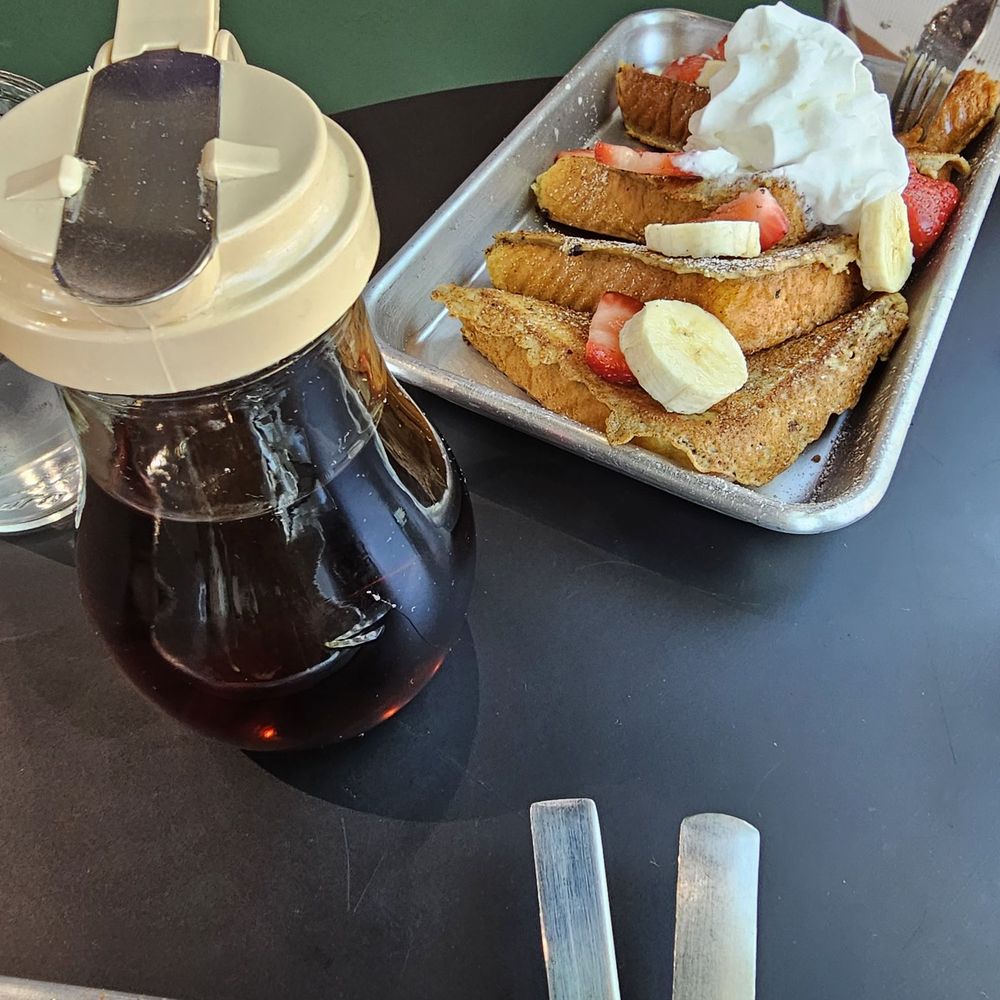 Thanks A Brunch - Gilbert - Classic French toast - Burgers Near Me - Gilbert, Arizona Thanks A Brunch - Gilbert - Classic French toast - Burgers Near Me - Gilbert, Arizona