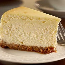 700 Degrees Pizzeria - Try are famous cheese cake