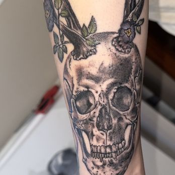 Ritual Moon Tattoo & Tarot - Tattoo by Jaded Moon - Tattoo Near Me - Madison, Wisconsin Ritual Moon Tattoo & Tarot - Tattoo by Jaded Moon - Tattoo Near Me - Madison, Wisconsin