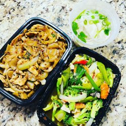 Tuk Tuk Thai and Vietnamese Kitchen - So good!