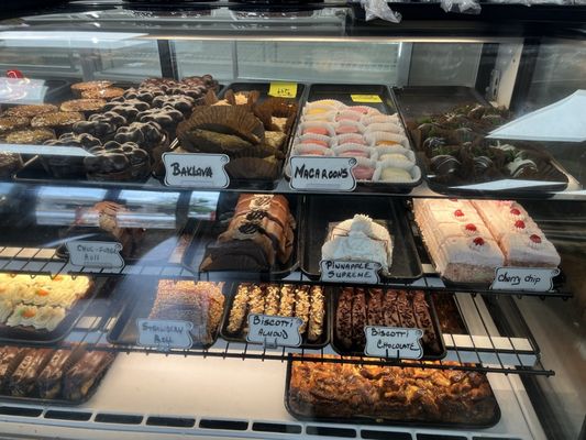 East Detroit Bakery & Deli by null