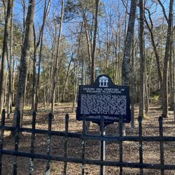 Miccosukee Canopy Road Greenway - The old cemetery