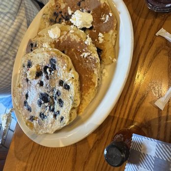 Cracker Barrel Old Country Store - Blueberry Pancake Plate - American Near Me - Sturbridge, Massachusetts