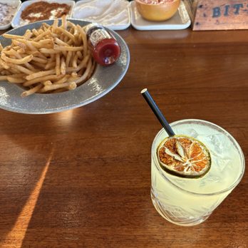 Deck. - Liliko'i Margarita And French Fries - Hawaiian Near Me - Honolulu, Hawaii