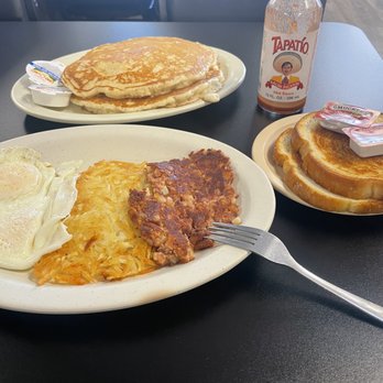 Country Cafe - Breakfast & Brunch Near Me - Lawton, Oklahoma Country Cafe - Breakfast & Brunch Near Me - Lawton, Oklahoma