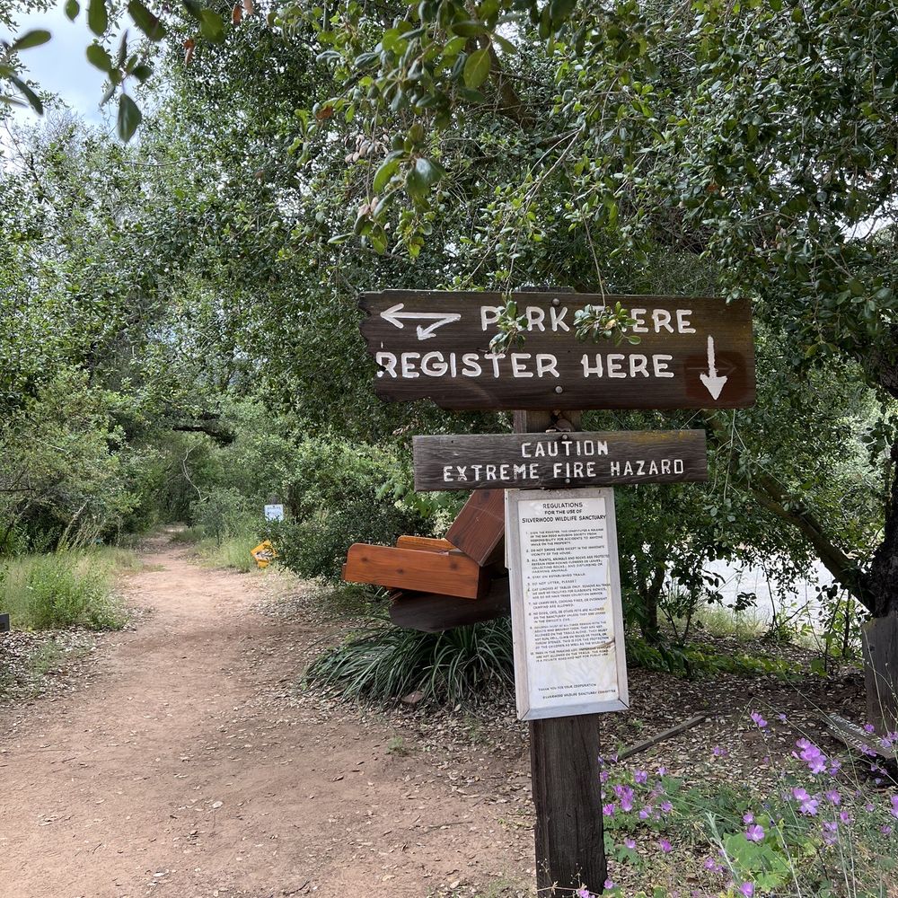 Silverwood Wildlife Sanctuary - Entrance - Hiking Near Me - Lakeside, California