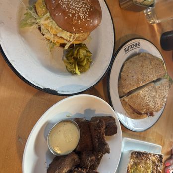 Cochon Butcher - Ribs. Le Pig. Muffaleta. Mac. - Sandwiches Near Me - New Orleans, Louisiana