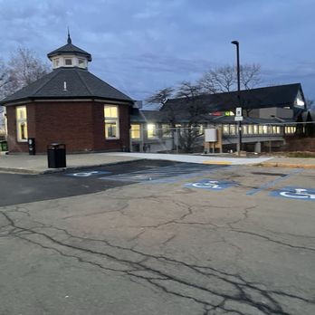 Shake Shack - Burgers Near Me - Angola, New York