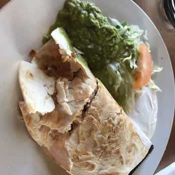 Los Mariachis - Quesadilla with added chicken - Mexican Near Me - Wallingford, Connecticut