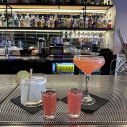 Man eater margarita Frenchie Passionate sunrise pistolas Man eater margarita Frenchie Passionate sunrise pistolas