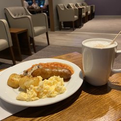 Aspire Lounge - Breakfast