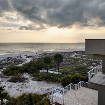 Barefoot Beach Hotel - Hotels Near Me - Madeira Beach, Florida Barefoot Beach Hotel - Hotels Near Me - Madeira Beach, Florida