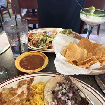 Los Caballeros - Mexican street tacos (3) and tacos Al carbon in background with margaritas - Mexican Near Me - Washington, DC, District of Columbia Los Caballeros - Mexican street tacos (3) and tacos Al carbon in background with margaritas - Mexican Near Me - Washington, DC, District of Columbia