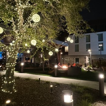 The Ameswell Hotel - Courtyard with fireplace - Venues & Event Spaces Near Me - Mountain View, California The Ameswell Hotel - Courtyard with fireplace - Venues & Event Spaces Near Me - Mountain View, California