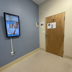 VA Dermatology & Skin Cancer Center - Centerbrooke - Exam room interior
