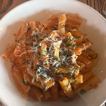 Casadoro - vodka pasta - Cocktail Bars Near Me - Newington, Connecticut Casadoro - vodka pasta - Cocktail Bars Near Me - Newington, Connecticut