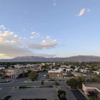 Volaré Rooftop Bar - View of. Sandias during a non spectacular sunset. - Bars Near Me - Albuquerque, New Mexico