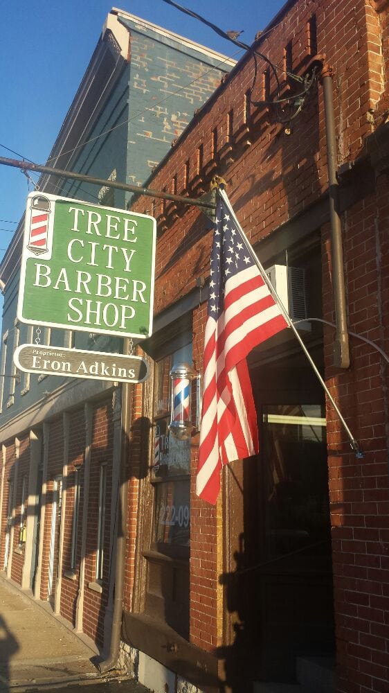 Tree City Barbershop Logo
