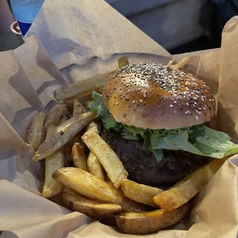 Holy Cow - The burger - Burgers Near Me - Zürich, ZH Holy Cow - The burger - Burgers Near Me - Zürich, ZH