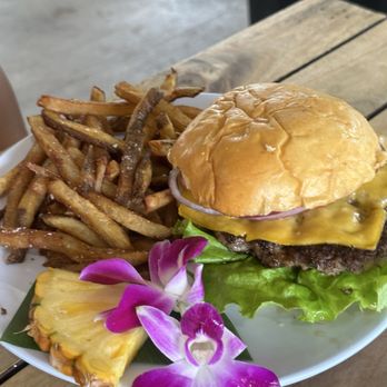 Barefoot Beach Cafe - Cheese burger - Breakfast & Brunch Near Me - Honolulu, Hawaii Barefoot Beach Cafe - Cheese burger - Breakfast & Brunch Near Me - Honolulu, Hawaii