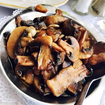 Don Pepe II - Garlic Mushrooms. A destination dish OMG - Spanish Near Me - Pine Brook, New Jersey