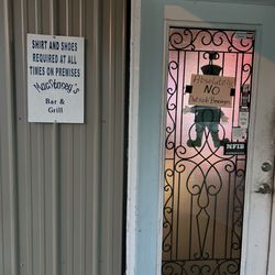 Mac Stacey's Bar + Grill - Entrance
