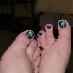 Two Tone Nail Spa