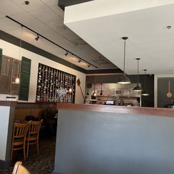 Tino's Italian Bistro - Interior