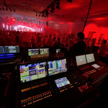 ARC Sound Stage Lighting - Arc and the NFL events team designed and built Kansas City Chiefs celebration party for
Super Bowl 2020 - Party & Event Planning Near Me - Norwalk, Connecticut ARC Sound Stage Lighting - Arc and the NFL events team designed and built Kansas City Chiefs celebration party for
Super Bowl 2020 - Party & Event Planning Near Me - Norwalk, Connecticut