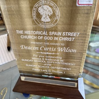 Attaway Trophies & Awards - Outstanding Service Award plaque - Engraving Near Me - Slidell, Louisiana Attaway Trophies & Awards - Outstanding Service Award plaque - Engraving Near Me - Slidell, Louisiana