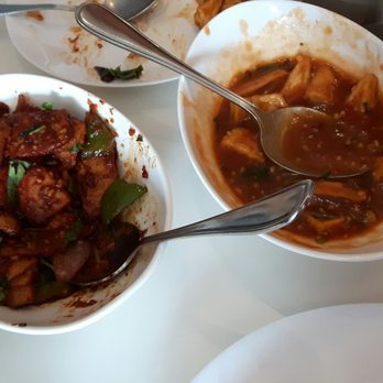 Tibet Kitchen - Himalayan/Nepalese Near Me - Toronto, Ontario