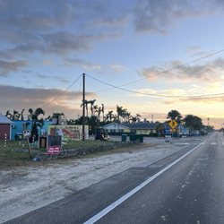 Blue Dog Bar & Grill - Blue Dog in Matlacha FL.