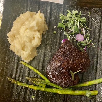 Third and Main - 6 oz with mashed potatoes and asparagus - American Near Me - Aurora, Indiana Third and Main - 6 oz with mashed potatoes and asparagus - American Near Me - Aurora, Indiana
