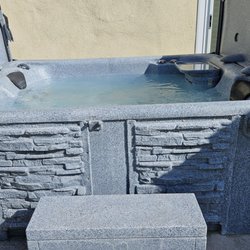 Eco Spa West - Ecospa with stepping stool.