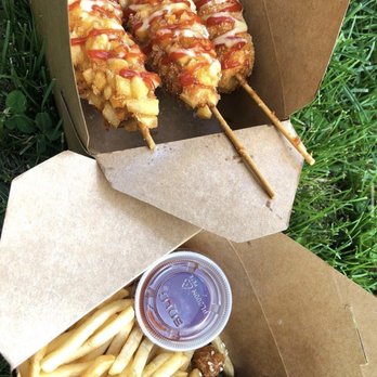 Mukja Food Truck - Korean street cheese corn dog and Korean fried popcorn chicken with fries - Food Trucks Near Me - Denver, Colorado