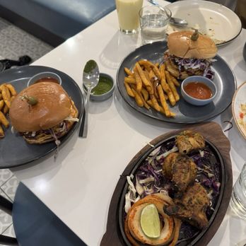 PepperMint Indian Restaurant - Chicken sandwich and chicken sizzler - Indian Near Me - Sunnyvale, California