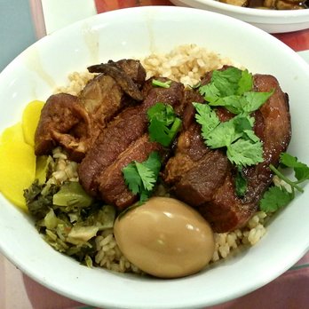 Red Onion - Sliced Pork Belly over brown rice. - Taiwanese Near Me - Edison, New Jersey Red Onion - Sliced Pork Belly over brown rice. - Taiwanese Near Me - Edison, New Jersey